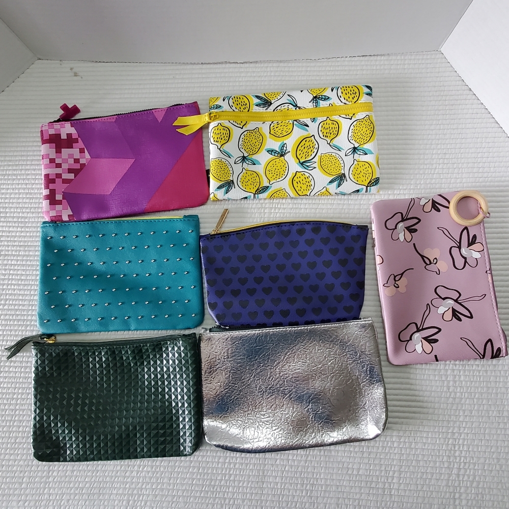13 Ipsy Glam Bag Cosmetic Pouches Lot Zipped Zipper Empty Travel Lemon Hearts - Picture 2 of 11